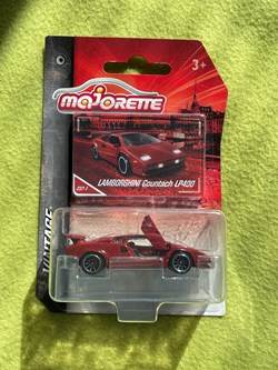 Lamborghini Countach LP400