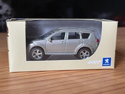 Peugeot 4007