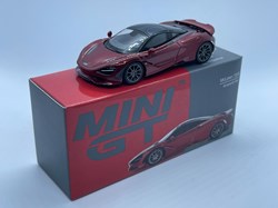 775 / McLaren 750S