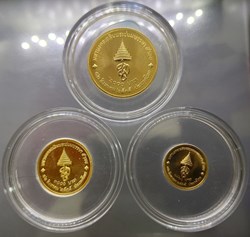 1992 - Gold coin set 1500-3000-6000 Baht, Commemorating the Queen's Sirikit 60th Birthday