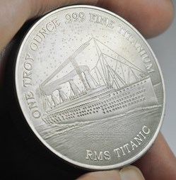 RMS TITANIC .999 Fine/Pure TITANIUM Coin. One Troy Ounce 31.1g. Invest/Bullion