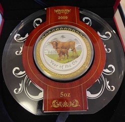 2009 Australia $8 Lunar OX Colorized Silver Coin - 5oz