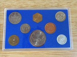 1985 - Japan, S.60 Uncirculated Mint Set of 6 + Expo'85 500yen-All 7Coins VGC
