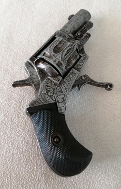 Mini révolver Puppy cal 22