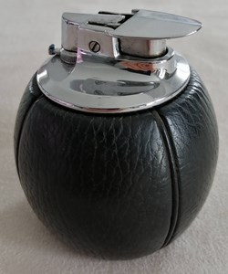 Briquet 03 Table