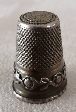 Dés à coudre 9