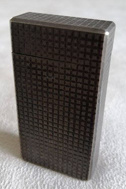 Briquet 64