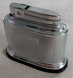Briquet 06 Table