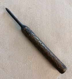Poinçon artisanal