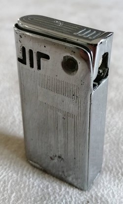 Briquet 66