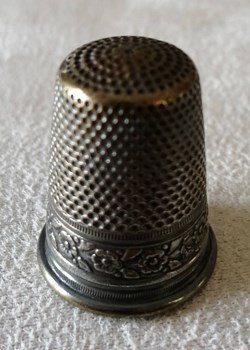 Dés à coudre 11