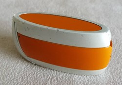 Briquet 44