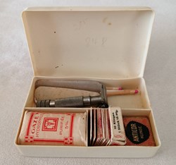 Rasoir pour les callosités