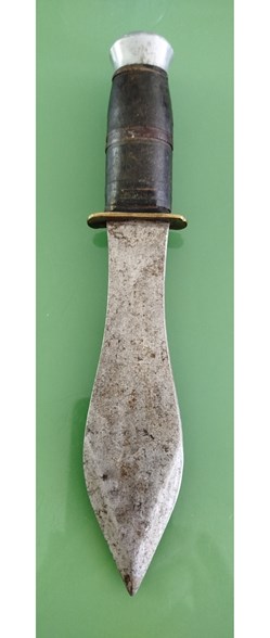 Couteau de lancer