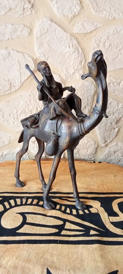 Bronze statuette touareg