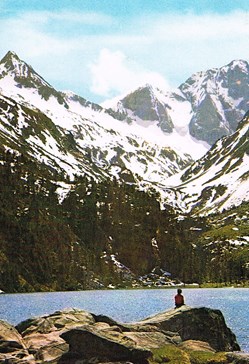 France-Hautes Pyrénées-Le Lac de Gaube