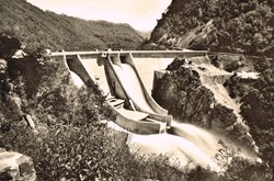 France-Corrèze-Le barrage de l'Aigle