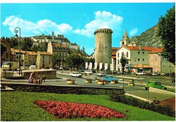 France-Alpes de Hautes Provence-Sisteron-vue des tours d'enceintes et citadelle