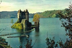 France-Puy de Dôme-Dordogne-Le château de Val