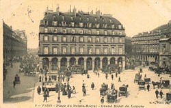 France-Paris-Place du Palais Royal