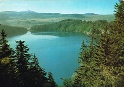 France-Puy de Dôme-Le Lac pavin