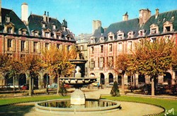 France-Paris-Place des Vosges