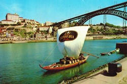 Portugal-Porto-Bateau Rabelo