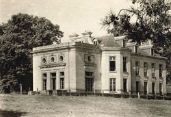 France-Val d'Oise-Maffliers-Château
