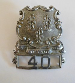 Badge métallique de  Police US-Norwalk-Connecticut.