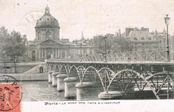 France-Paris-Le pont des Arts à l'institut