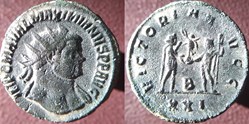 Maximien antoninien Siscia Victoria Avgg NotInRic buste héroïque