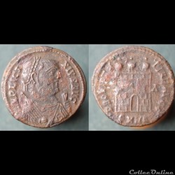 Licinius Nummus porte de camp