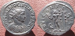 Dioclétien aurélien Ticinum IOVI CONSERVAT/SXXIT