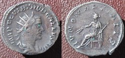 Trébonien Galle antoninien Juno Martialis Milan