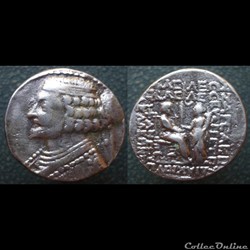 Faux moderne- tetradrachme de Phraates IV