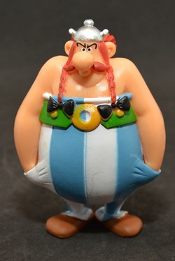Plastoy - 2017 - 7,5 cm - Obélix
