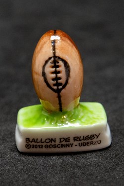 2012 - Série "Les bustes" - Ballon de rugby