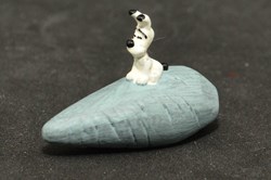 Plastoy - 2005 - Jacquot 2004 - 14 - 2,5 cm - Idéfix sur son menhir