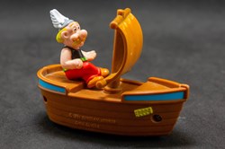 Mc Donald's - 1994 - Happy Meal - Astérix sur sa barque