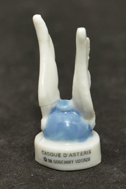 1998 - Série "Les objets" - Casque d'Astérix