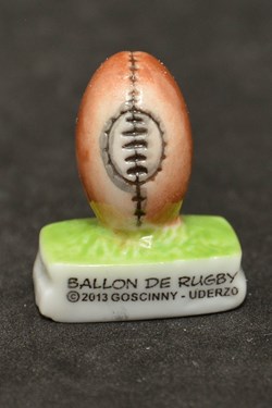 2013 - Série "Astérix chez les bretons" - Ballon de rugby