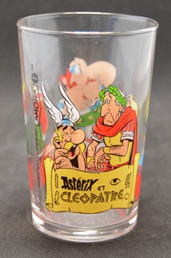 2001 - Amora - Astérix et Cléôpatre - César