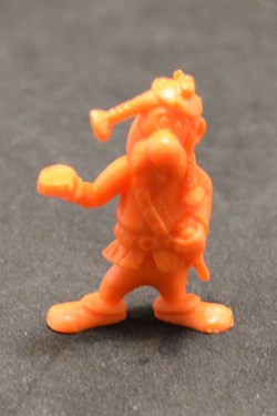 Comansi - 1984 - 13 - Orange - Porteur de pavois (manque ails)