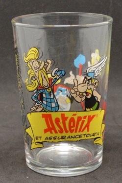 Série 032 - 2000 - Amora - n°5 - Astérix et Assurancetourix - Petit