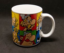 Mug - Parc Astérix - 1998- Astérix et ses amis