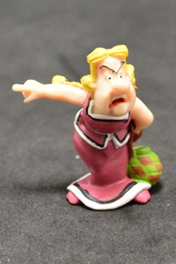 Plastoy - 2006 - 4 cm - Bonemine