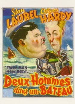 Deux hommes dans un bateau