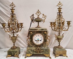 Horloge 84