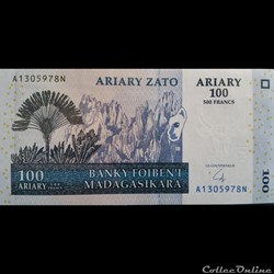 100 Ariary