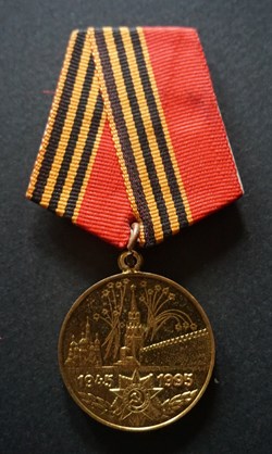 G2 - Médaille du jubilé des 50 ans de la victoire dans la Grande Guerre Patriotique
